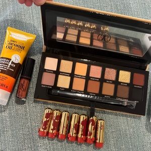 ABH - Soft Glam Eyeshadow Palette Beauty Bundle - NWOT✨